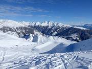 Uitzicht over het skigebied Sillian vanaf de Thurntaler