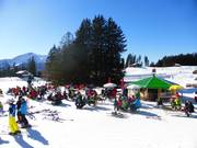 Häxechessel-Bar bij het gondelstation Bidmi