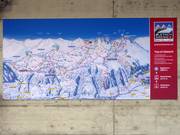 Groot informatiebord bij het dalstation in Fiesch