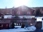 Restaurant Bärghüsli nabij het dalstation van de Moosalp-Express