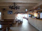 Het restaurant bij het dalstation