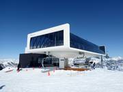 Challenger - 6-persoons hogesnelheidsstoeltjeslift (koppelbaar)