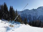 Sneeuwkanonnen op de dalafdaling naar Falcade