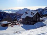 Rifugio Laugiane midden in het skigebied
