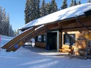 Langlaufhuis bij de hoogteloipe Roßbrand