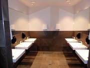 Verzorgde sanitaire voorzieningen in de Schönebenhütte