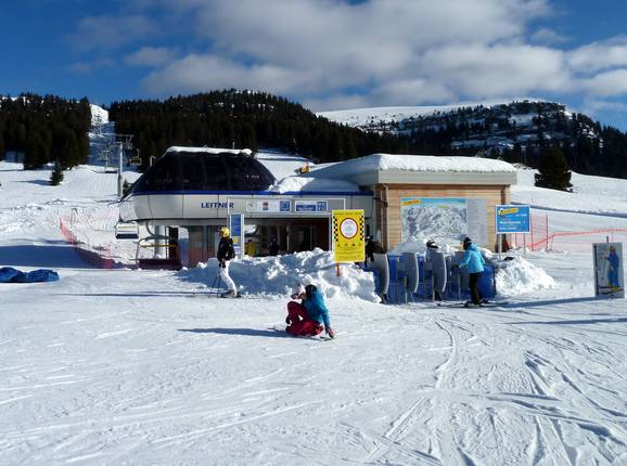 Malga Piovernetta-Monte Pioverna - 4-persoons hogesnelheidsstoeltjeslift (koppelbaar)