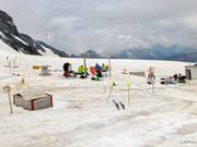 Rustplaats met skischommel bij de sleeplift Cristallo