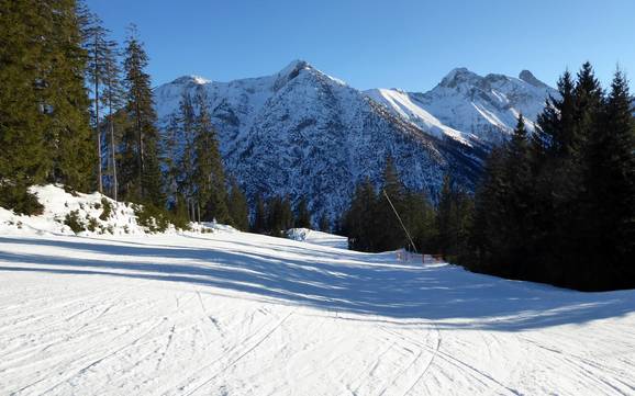 Skigebieden voor beginners in het Natuurpark Lechtal – Beginners Jöchelspitze – Bach