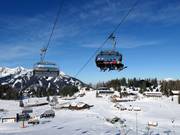 Höss-Express - 6-persoons hogesnelheidsstoeltjeslift (koppelbaar) met kap