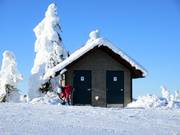 Sanitaire voorzieningen midden in het skigebied