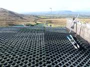 De piste bij het bergstation van de sleeplift