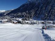 Oefenhelling bij de Madrisalift in het dorp Gargellen