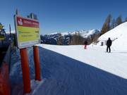 Bewegwijzering van de dalafdaling naar St. Michael