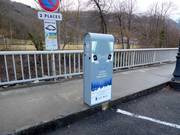 Elektrisch oplaadpunt bij het dalstation in Saint-Lary Village