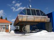 Schoon, maar het zou opnieuw geverfd en opgeruimd kunnen worden.