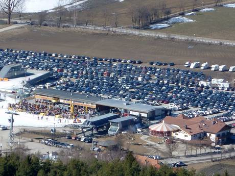 Gadertal: bereikbaarheid van en parkeermogelijkheden bij de skigebieden – Bereikbaarheid, parkeren Kronplatz (Plan de Corones)