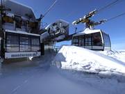 Passo dei Salati-Punta Indren - 60-persoons Funifor - windvaste cabinelift met brede kabelgeleiding