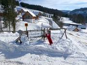 Speeltuin bij het dalstation