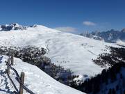 Uitzicht vanaf het bergstation Le Cune naar de Lastè