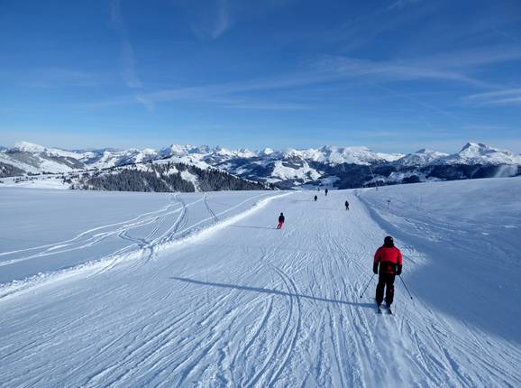 Piste nr. 76 bij de Zweitausender met een fantastisch panorama