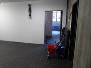 Regelmatige schoonmaak van de toiletten