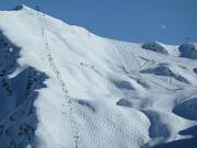 Buckelpistes bij de stoeltjeslift Inversens
