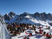 Hoadlbuffet en Schirmbar met kleine snacks