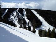 Uitzicht op de moeilijke afdalingen van de Vimy Ridge