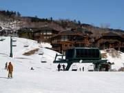 Adventure - 3-persoons vaste stoeltjeslift