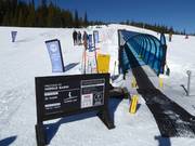 Big Sky Carpet Surface Lift 3 (Middle Basin) - Overdekt(e) transportband/Moving Carpet