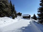 Zelfvoorzienende almhutten op de Zettersfeld