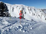 Piste-markering in het skigebied Galsterberg