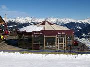 Schirmbar Cin-Cin bij Berghof Golm