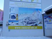 Informatiebord bij het dalstation