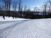 Perfect geprepareerde piste in het skigebied Bromont