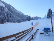 Licht kinder- en beginnersgebied bij de Sonnbichllift in Bichlbach