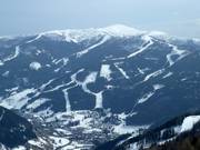 Uitzicht op de pistes tussen Kaiserburg en Maibrunn