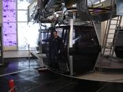 De gondels worden ook overdag schoongemaakt.