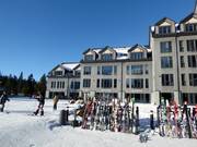 Zeer goed onderhouden SkiStar Shop en skidepot