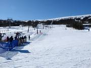 Oefenliften met oefenpiste