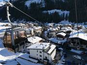 De Rastkogelbahn begint in Vorderlanersbach.