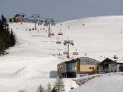 Hachaubahn - 6-persoons hogesnelheidsstoeltjeslift (koppelbaar) met kap en stoelverwarming