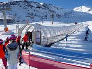 Barbouilles - Overdekt(e) transportband/Moving Carpet