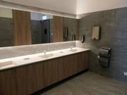 Goed onderhouden sanitaire voorzieningen bij het bergstation van de Jennerbahn