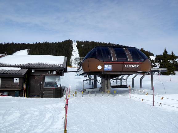 Sjusjøen Express - 6-persoons hogesnelheidsstoeltjeslift (koppelbaar)