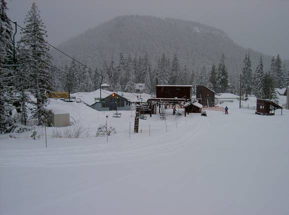 Summit Pass - 2-persoons vaste stoeltjeslift