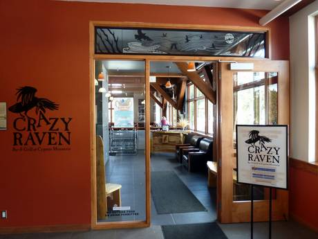 Crazy Raven Bar & Grill