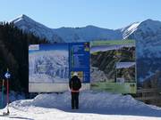 Informatiebord bij het bergstation