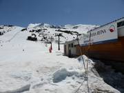 Dera Reina - 6-persoons hogesnelheidsstoeltjeslift (koppelbaar)